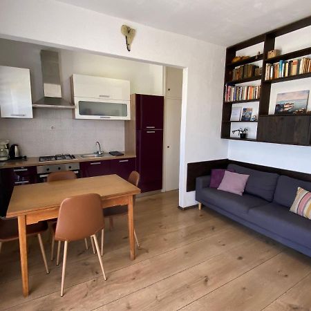 Rebeka'S Apartment Примоштен Экстерьер фото