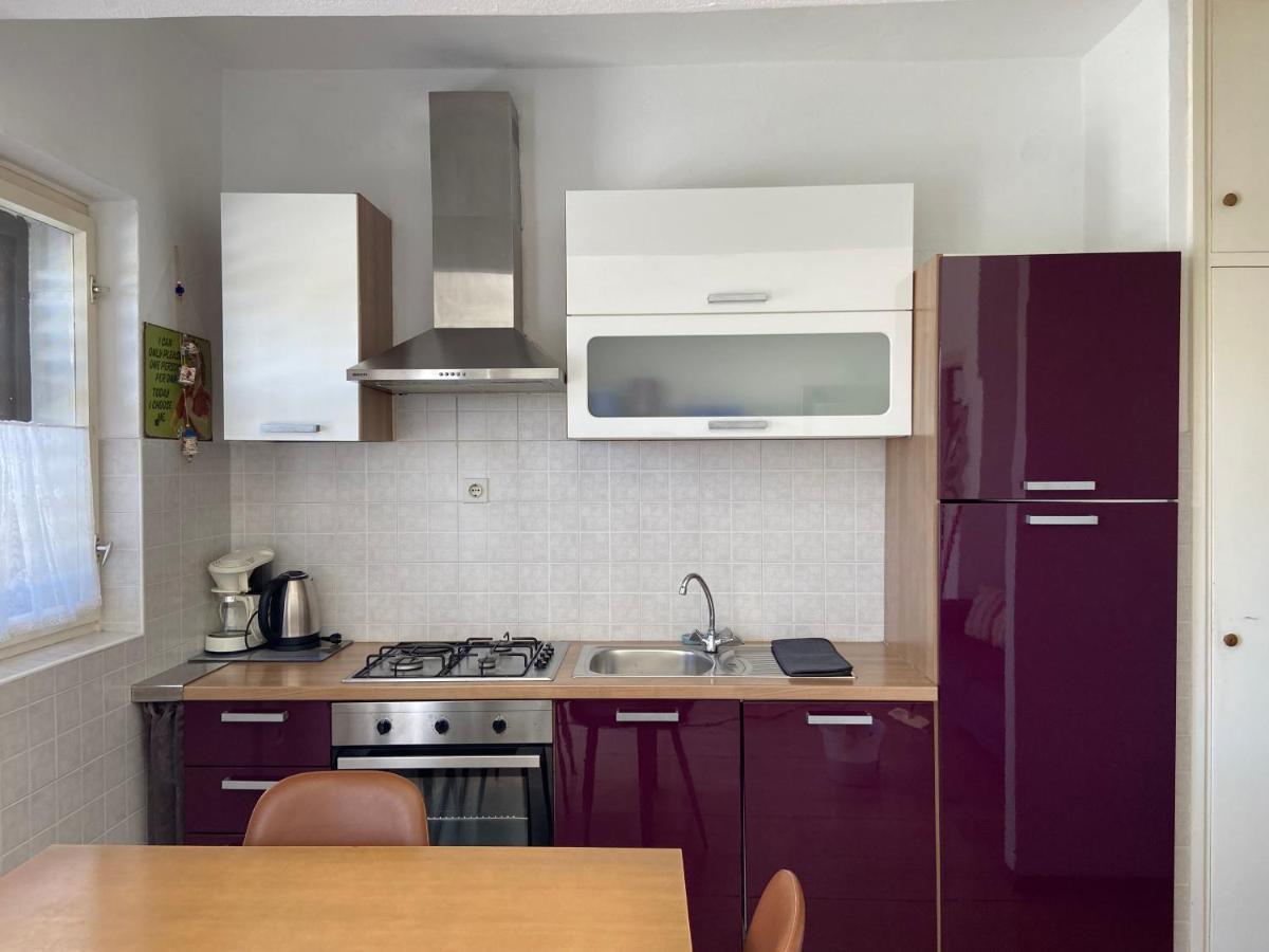 Rebeka'S Apartment Примоштен Экстерьер фото